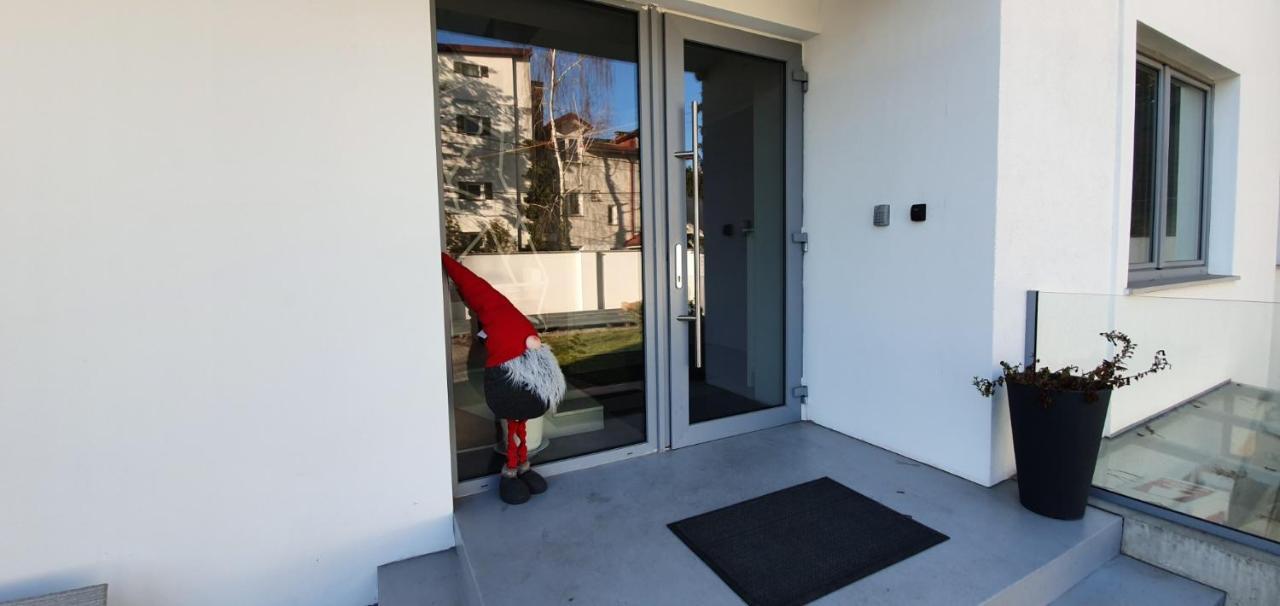 Loft 85 M2 Wilanow Krolewski Self Checkin Варшава Екстериор снимка